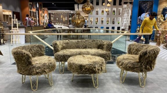 Home Decor Month April: अप्रैल में घर सजाने का बढ़ा चलन, एक्सपर्ट्स ने बताए ट्रेंड्स